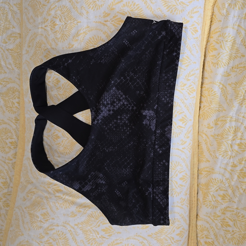 Old navy sports bra